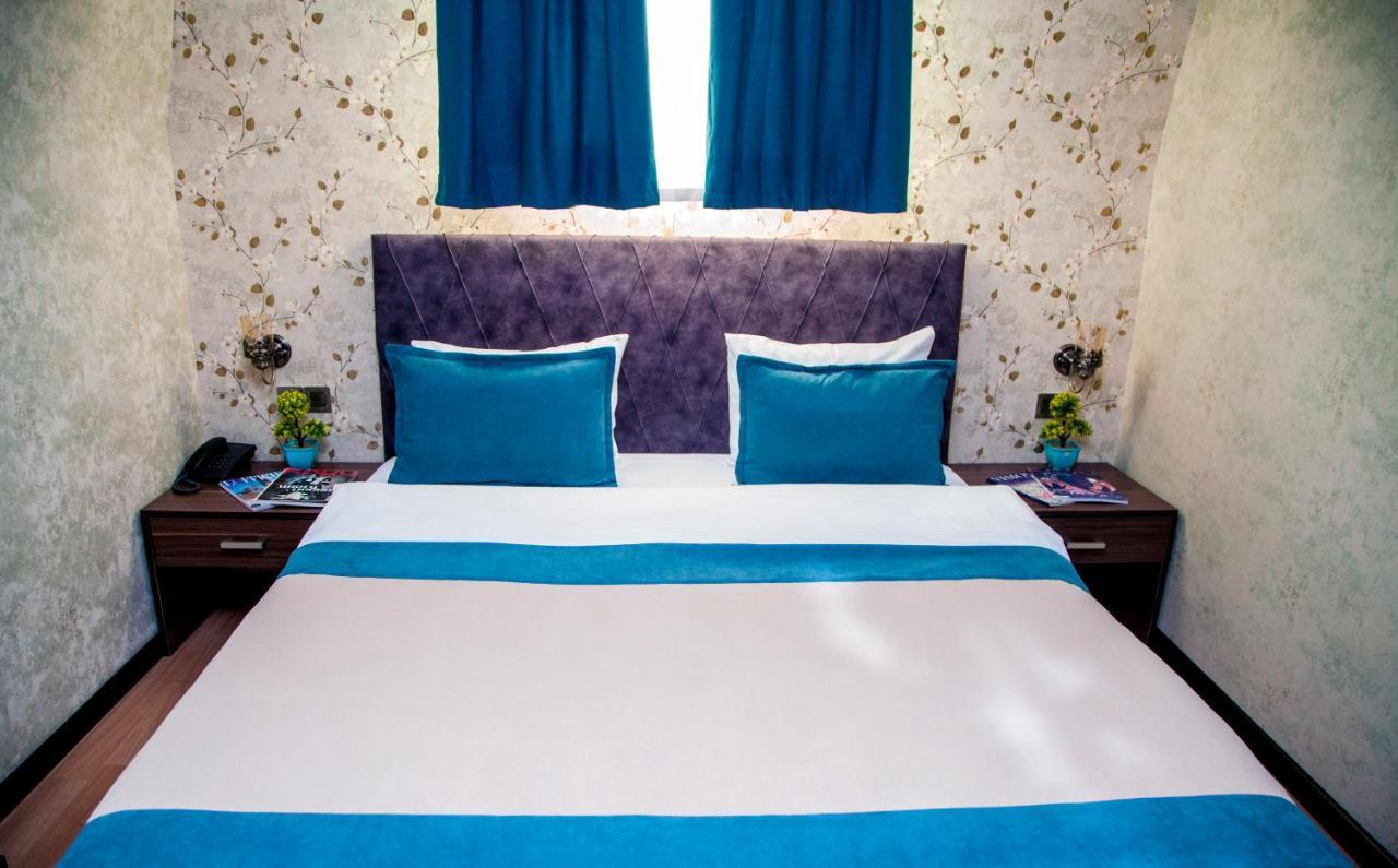 Nemi Baku Center Hotel Bagian luar foto