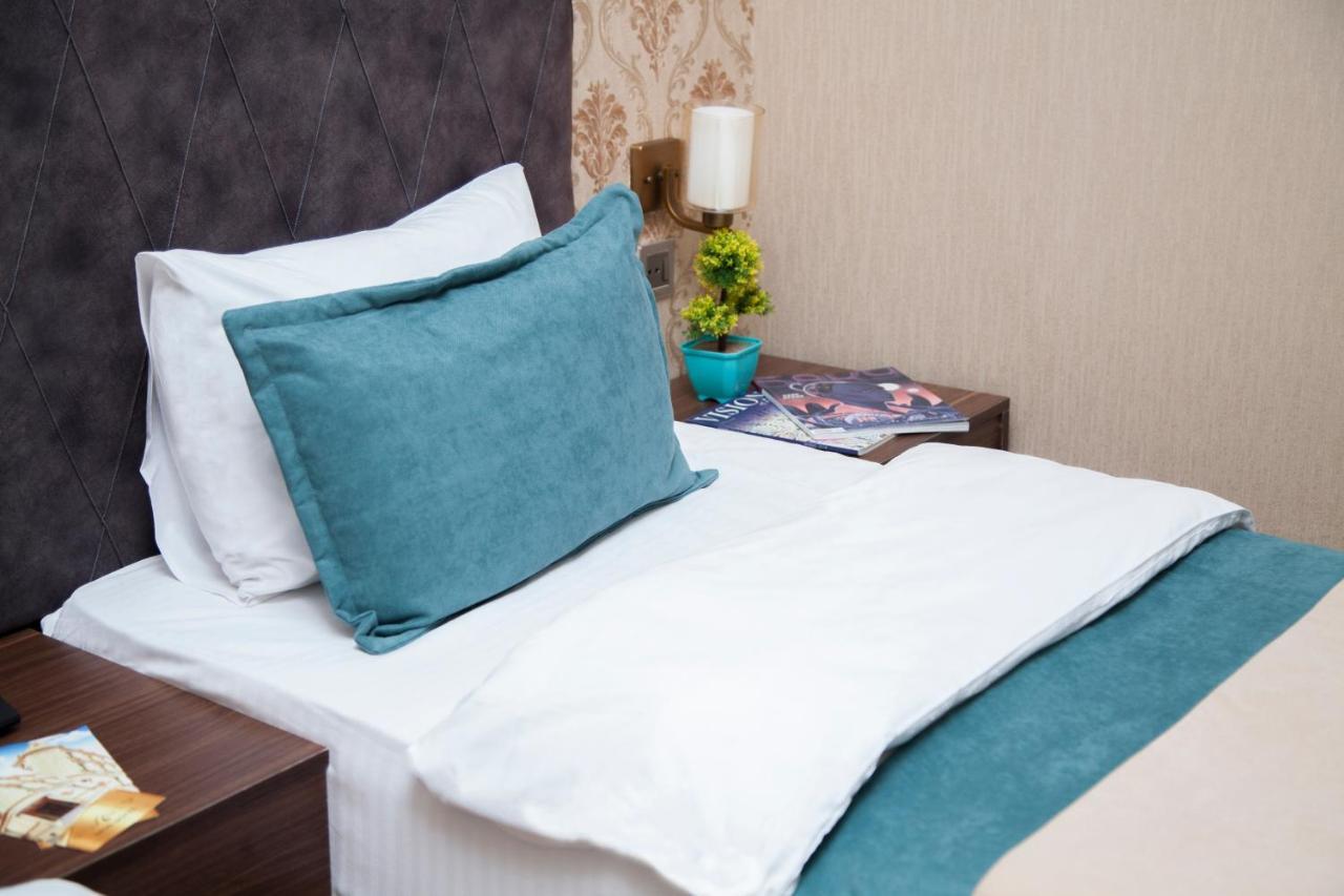 Nemi Baku Center Hotel Bagian luar foto