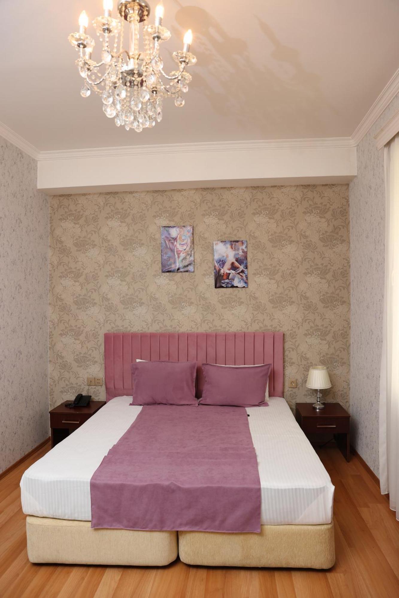 Nemi Baku Center Hotel Bagian luar foto