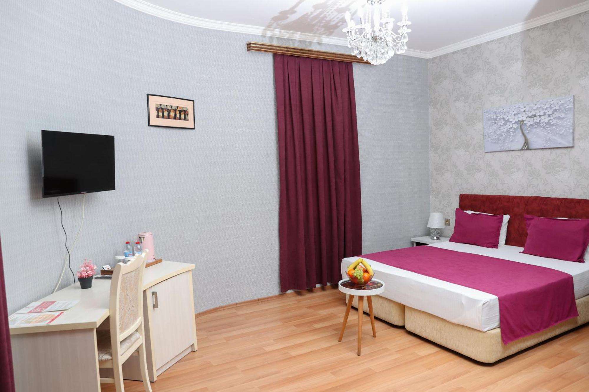 Nemi Baku Center Hotel Bagian luar foto