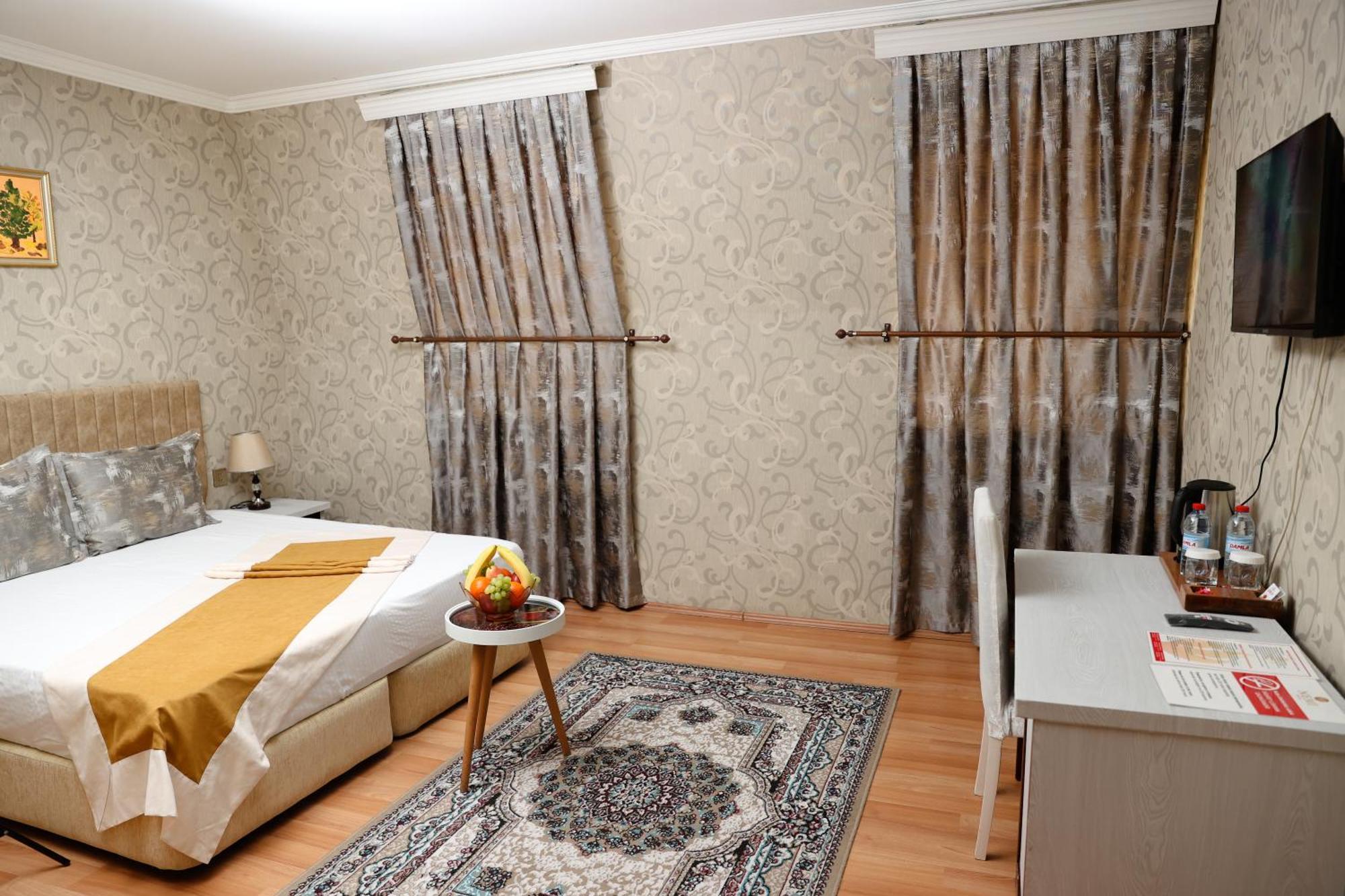 Nemi Baku Center Hotel Bagian luar foto