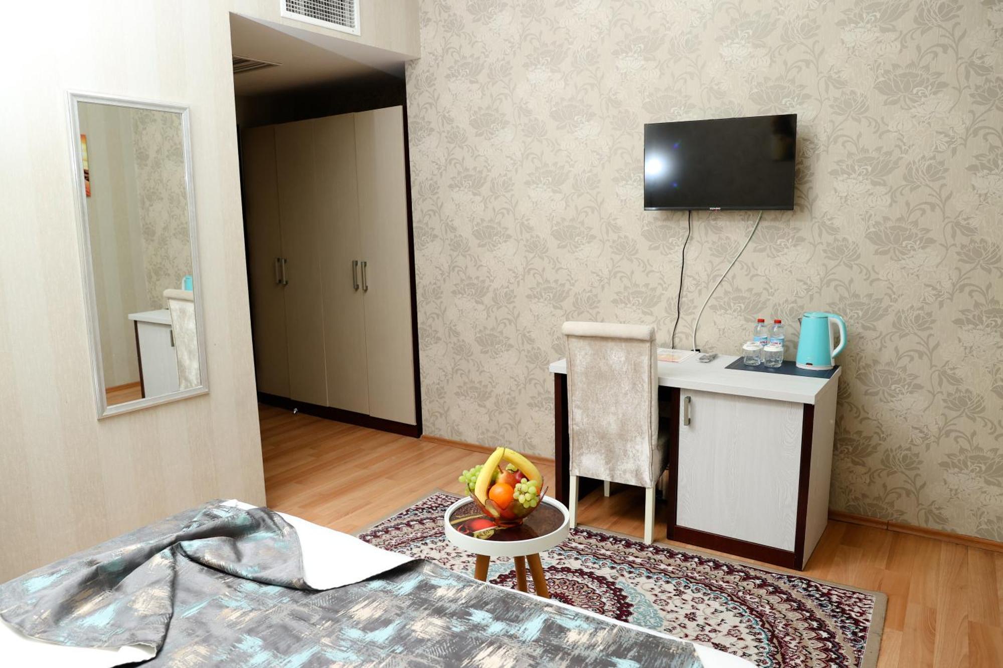Nemi Baku Center Hotel Bagian luar foto