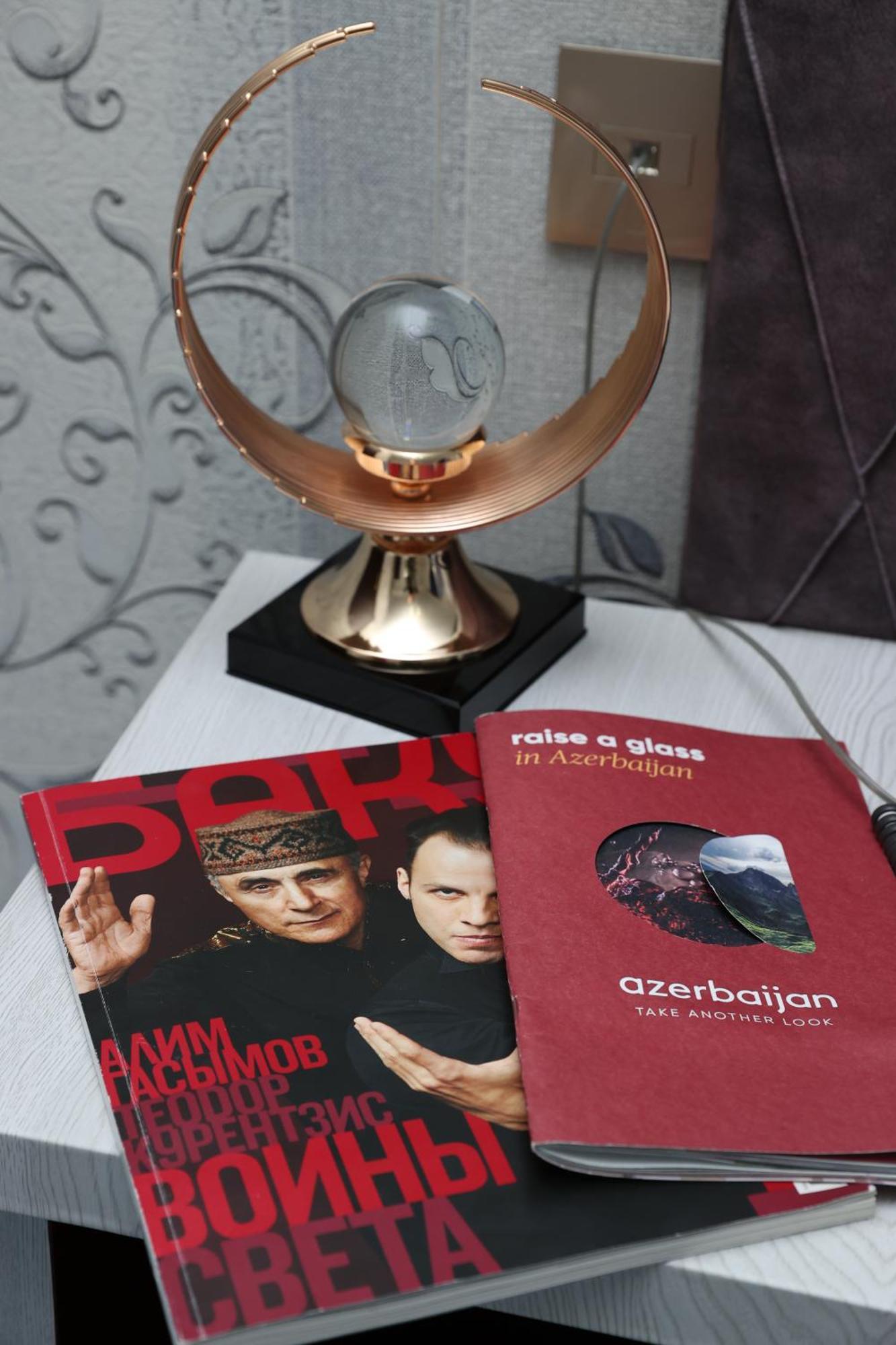 Nemi Baku Center Hotel Bagian luar foto